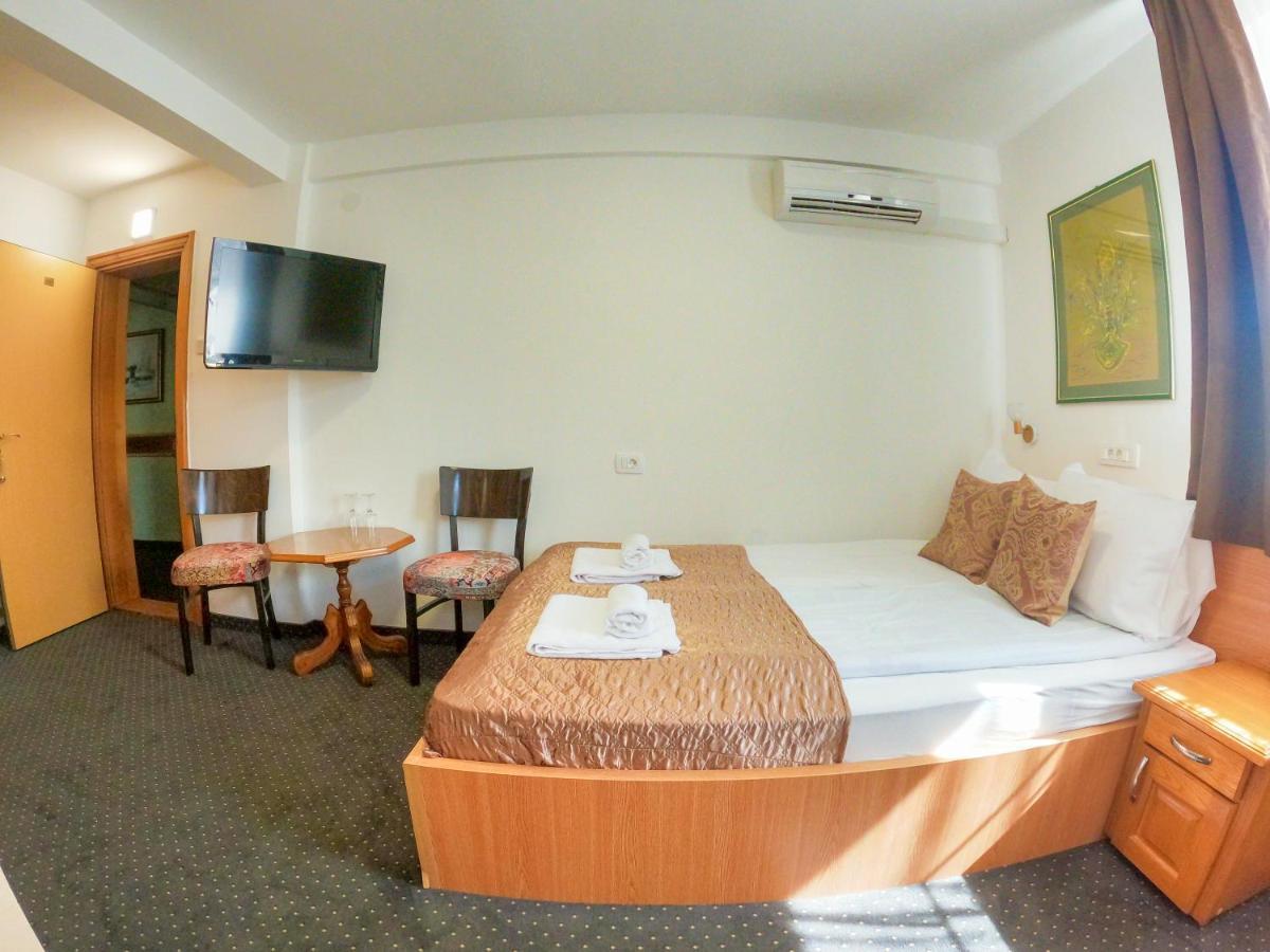 Pansion Stari Grad Hotel SJJ Buitenkant foto