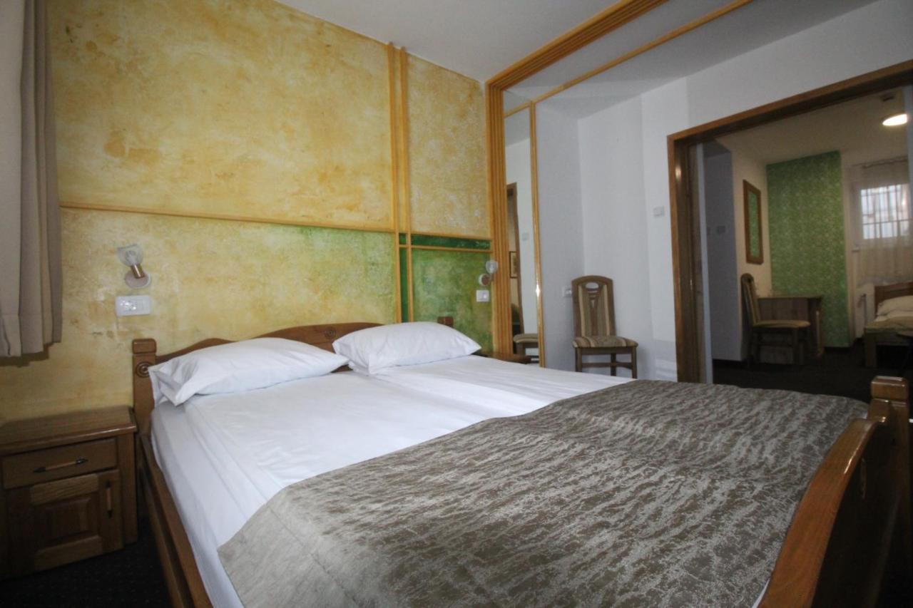 Pansion Stari Grad Hotel SJJ Buitenkant foto