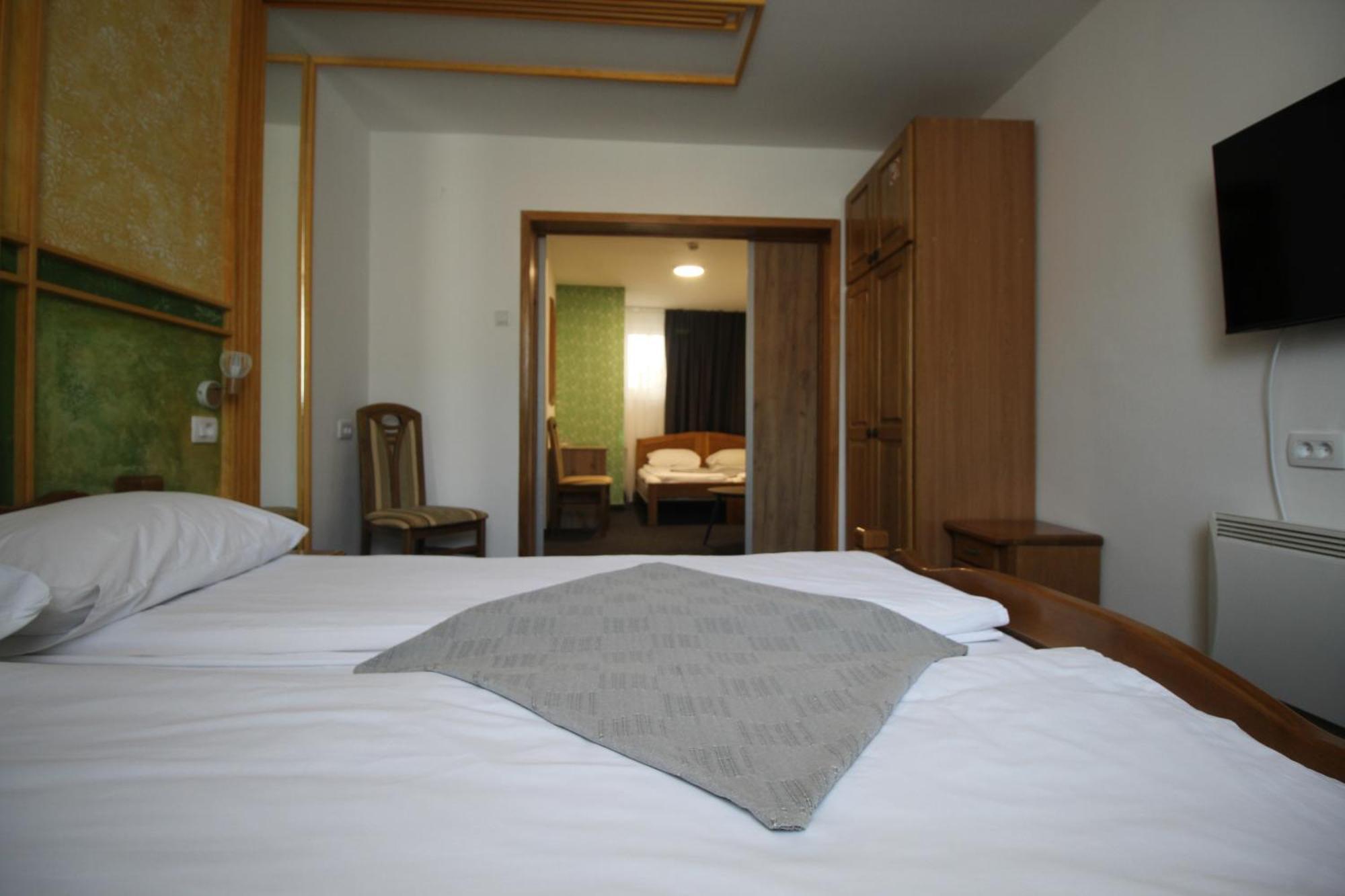 Pansion Stari Grad Hotel SJJ Buitenkant foto